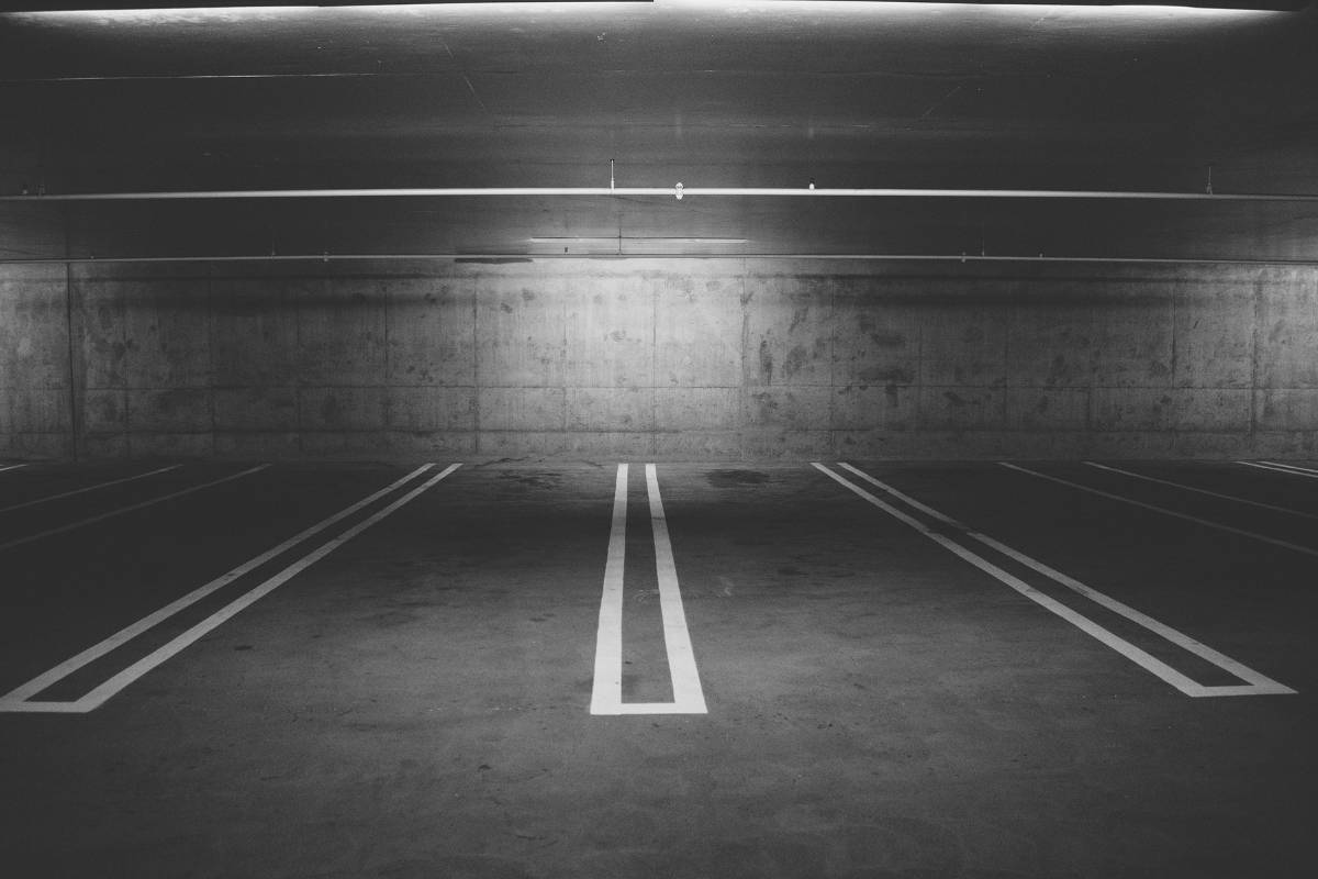 Les meilleures stratégies pour investir dans les parkings